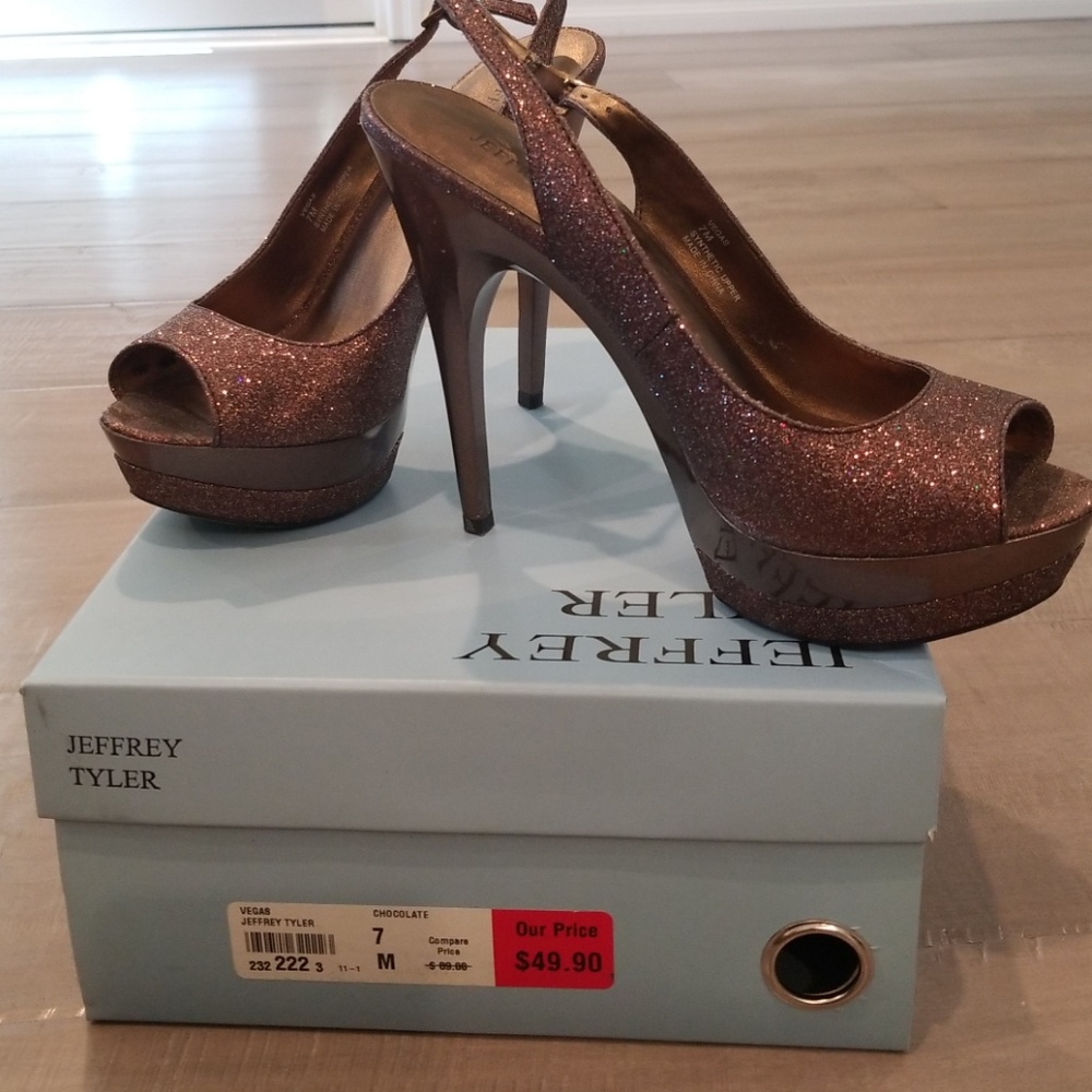 High heel sandals